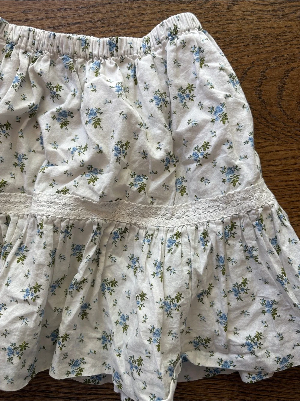 Polo by Ralph Lauren White Floral Skirt Lace Trim
